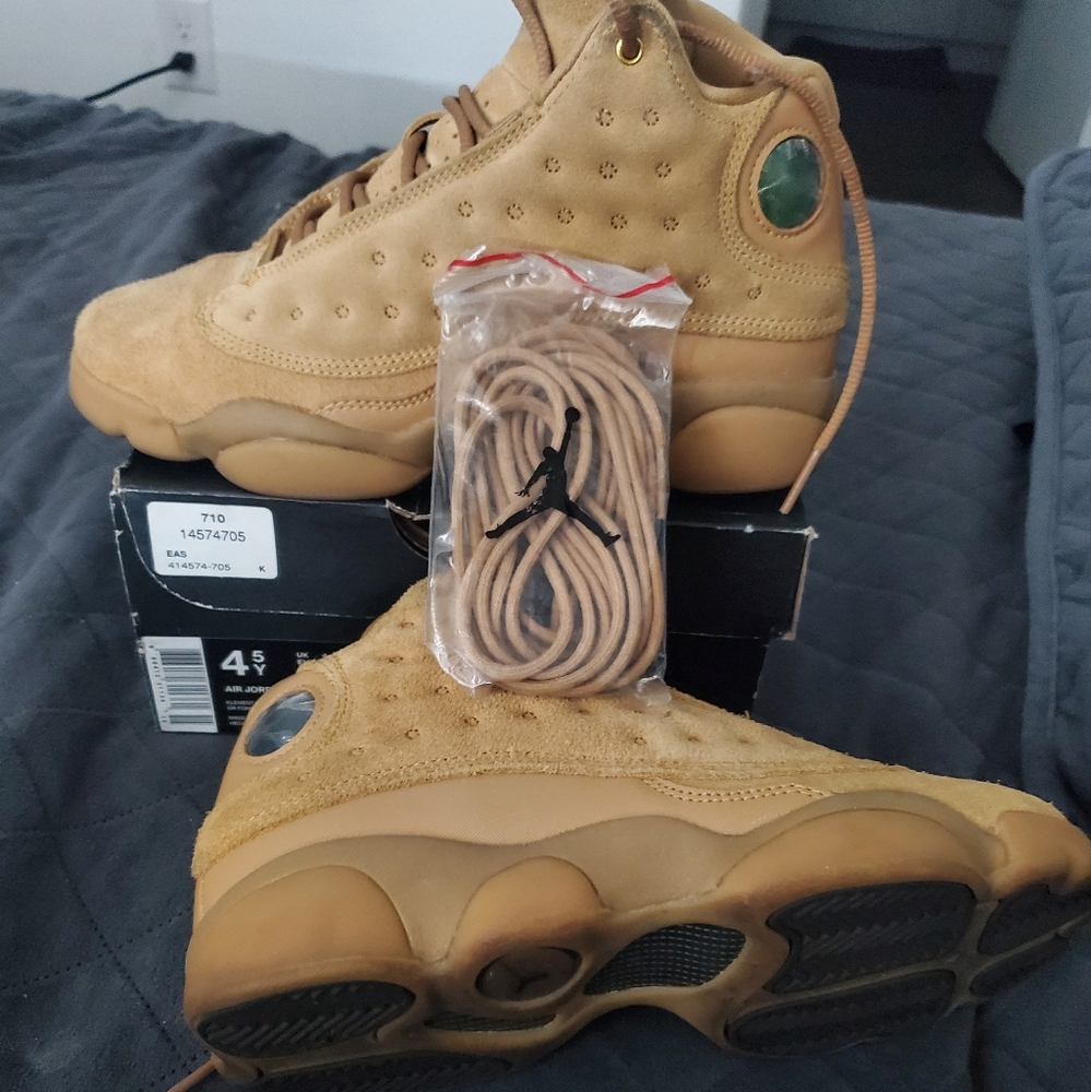 Jordan Tan Lace-Up Sneakers with Rubber Sole - Picture 2 of 6
